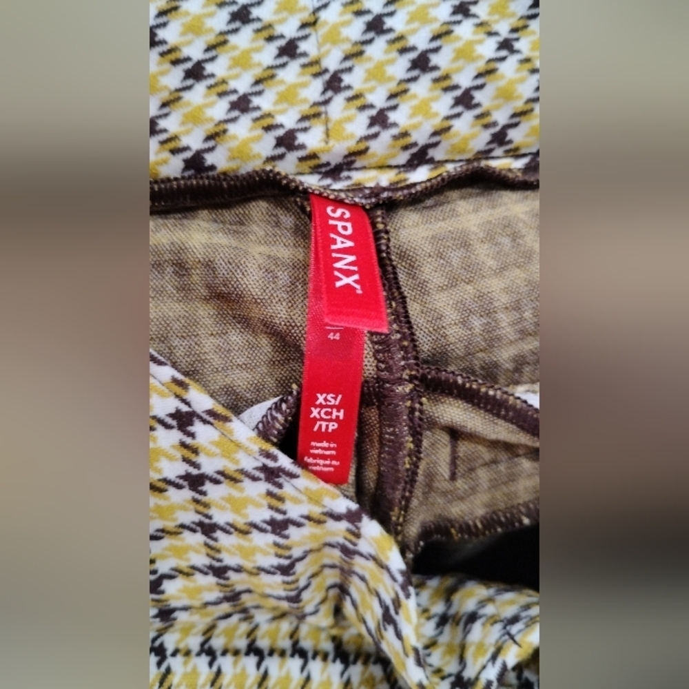 PLAID SPANX - Picture 3 of 7